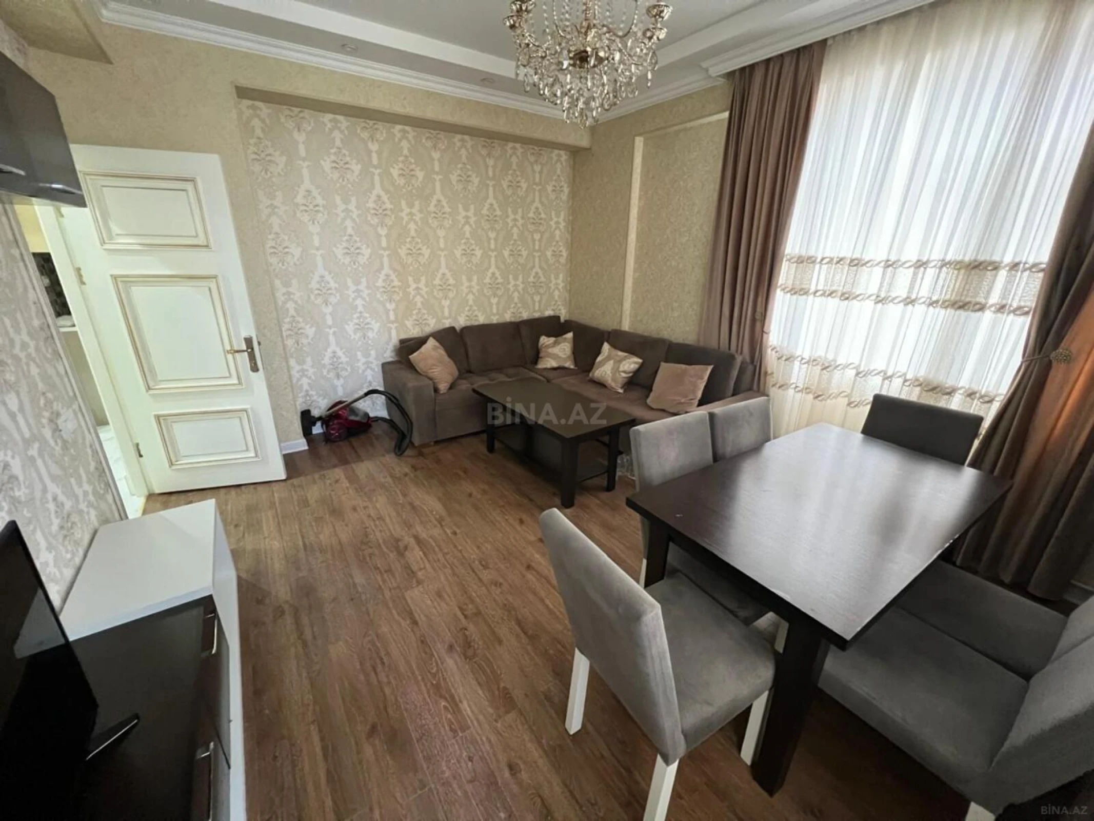 Kirayə verilir 3 otaqlı mənzil 100 m²