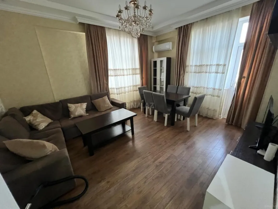 Kirayə verilir 3 otaqlı mənzil 100 m²