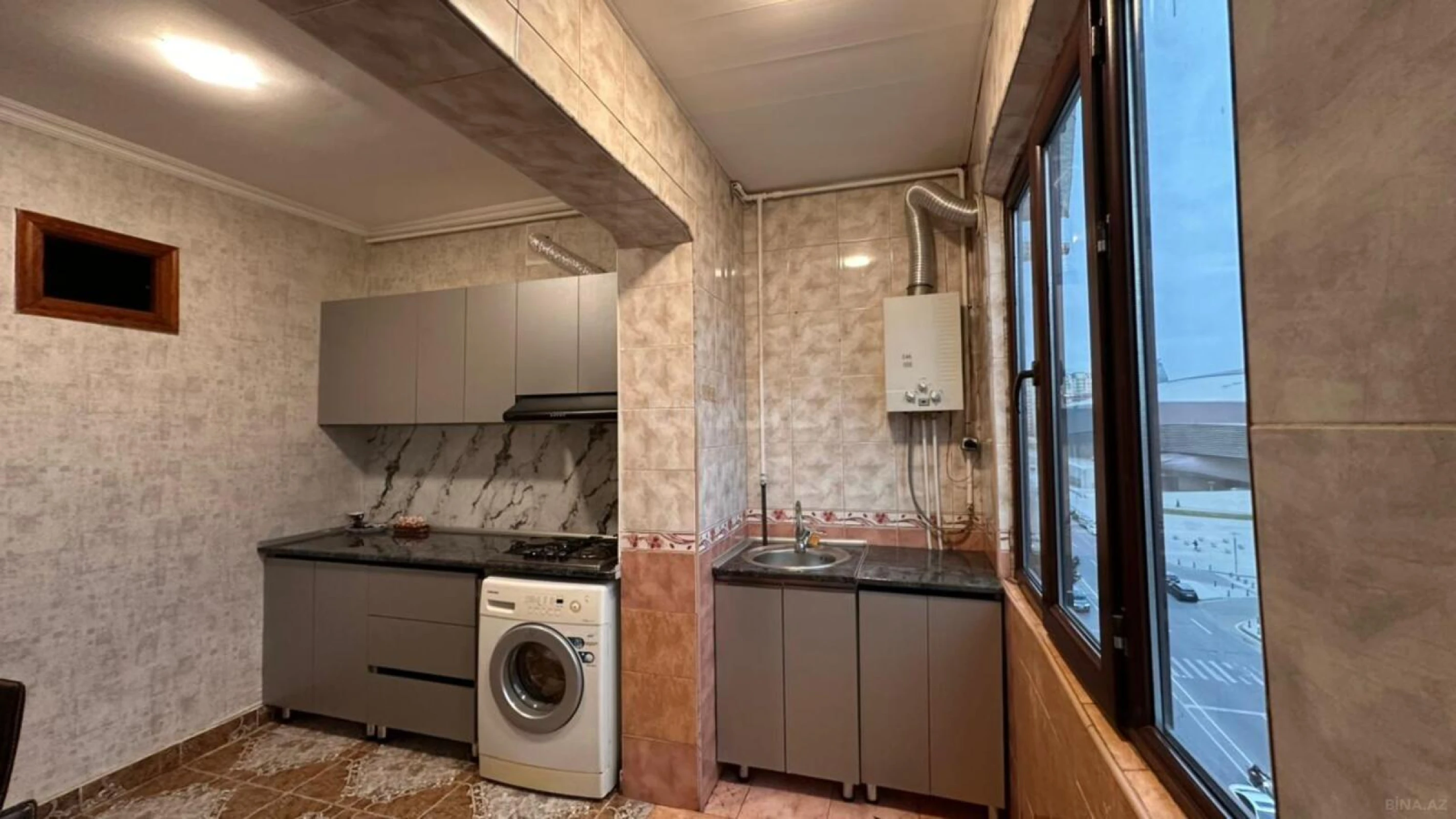 Kirayə verilir 3 otaqlı mənzil 90 m²