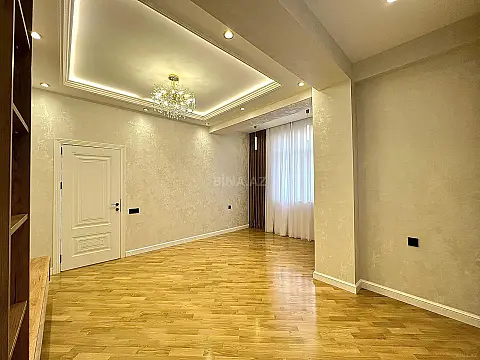 Satılır 3 otaqlı mənzil 105 m²