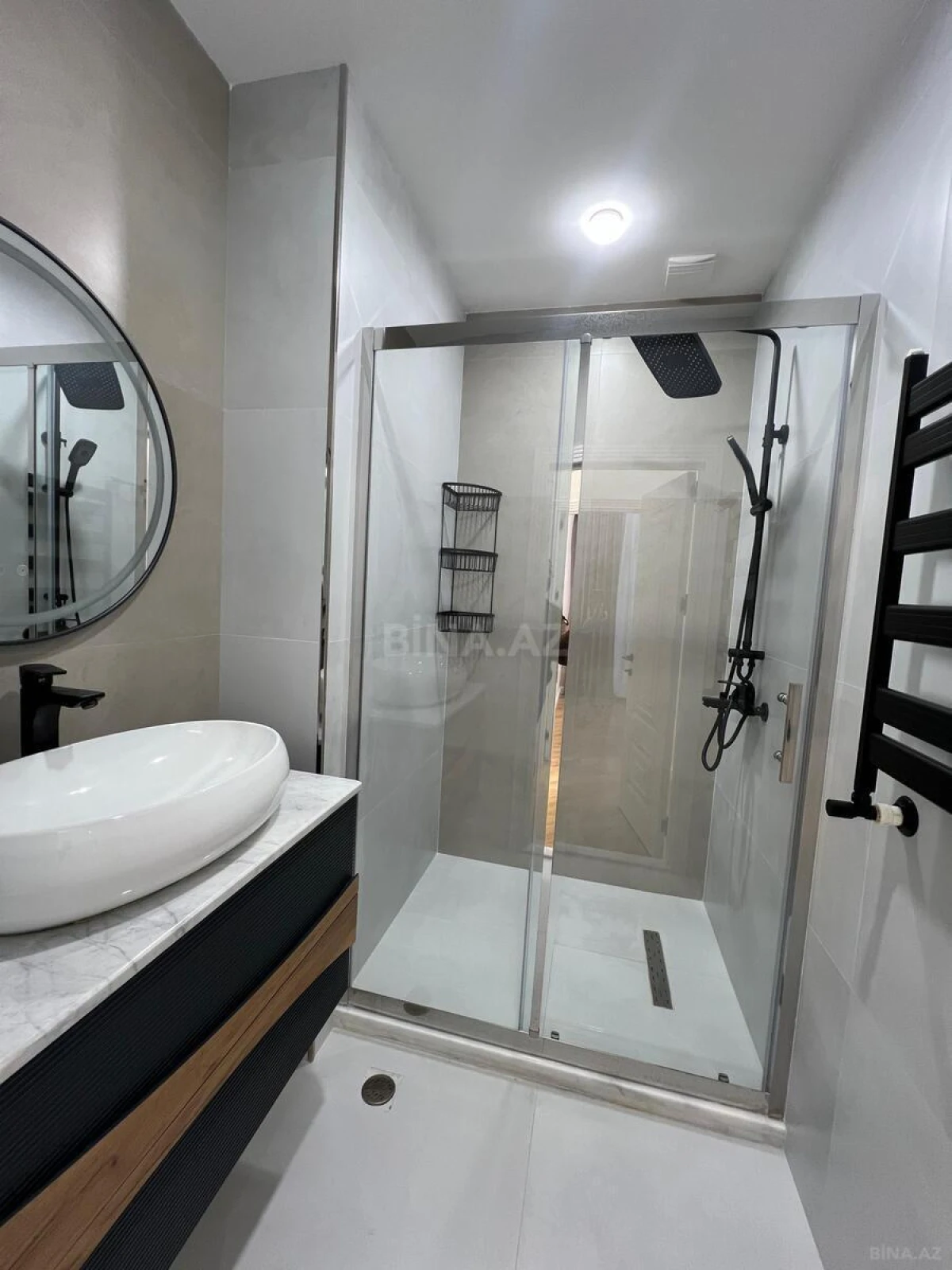 Satılır 3 otaqlı mənzil 105 m²