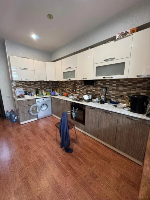 Satılır 2 otaqlı mənzil 95 m²