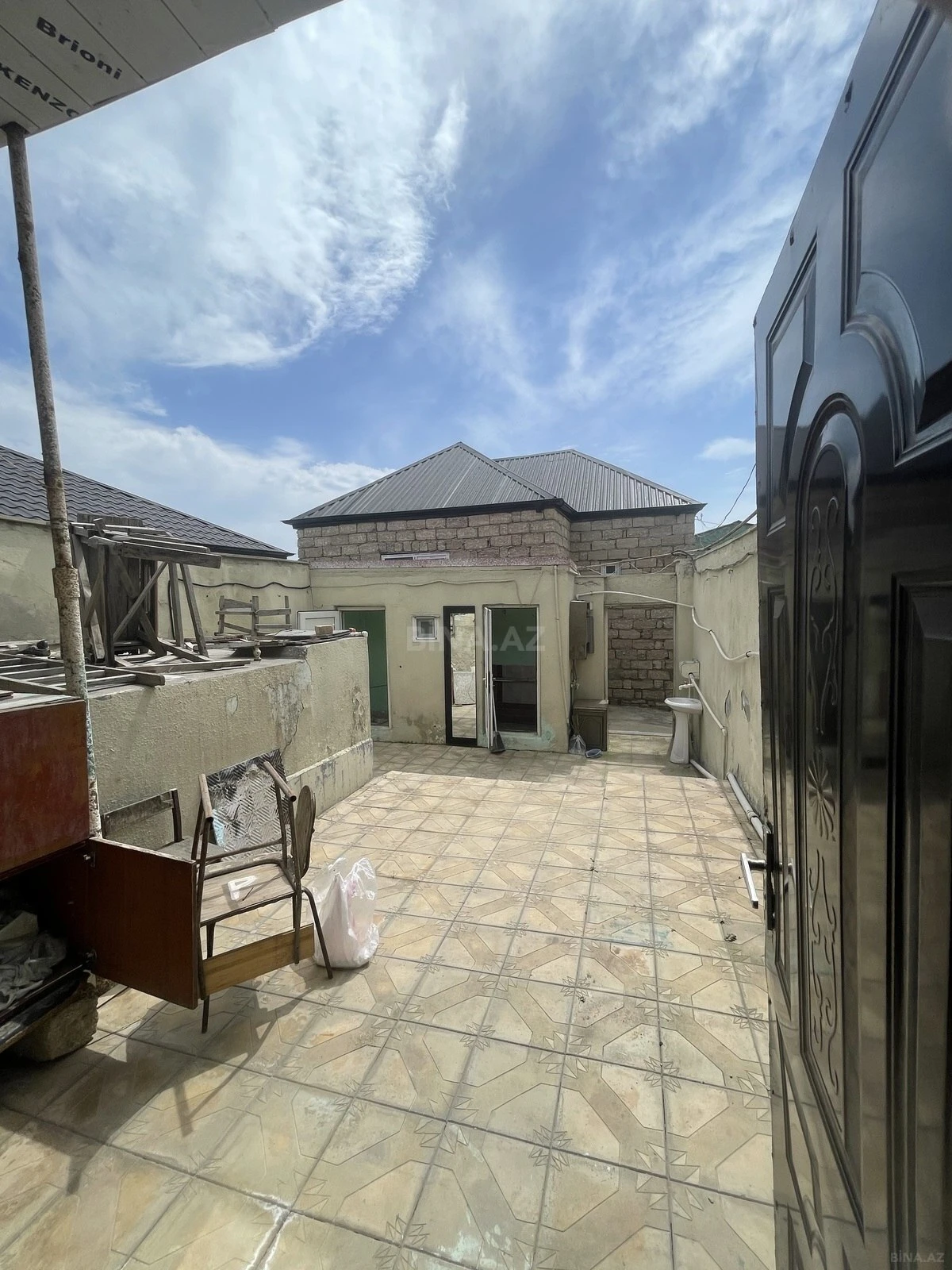 Satılır 3 otaqlı həyət evi 100 m²