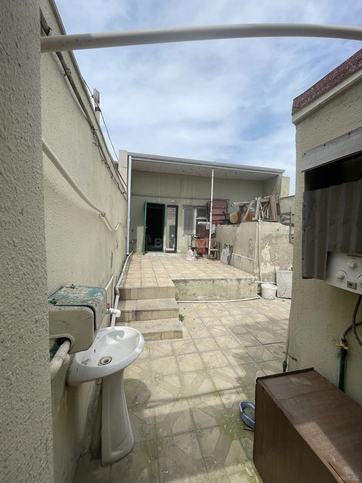 Satılır 3 otaqlı həyət evi 100 m²