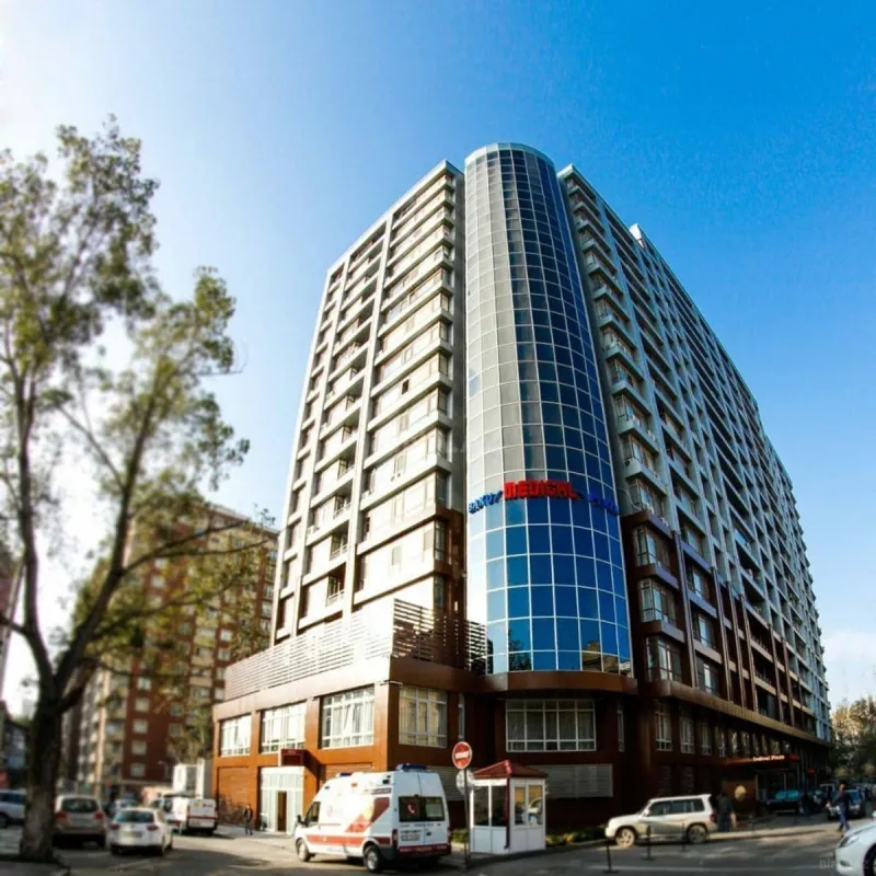 Satılır 3 otaqlı mənzil 130 m²