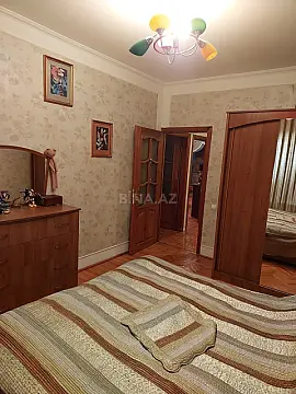 Satılır 4 otaqlı mənzil 100 m²
