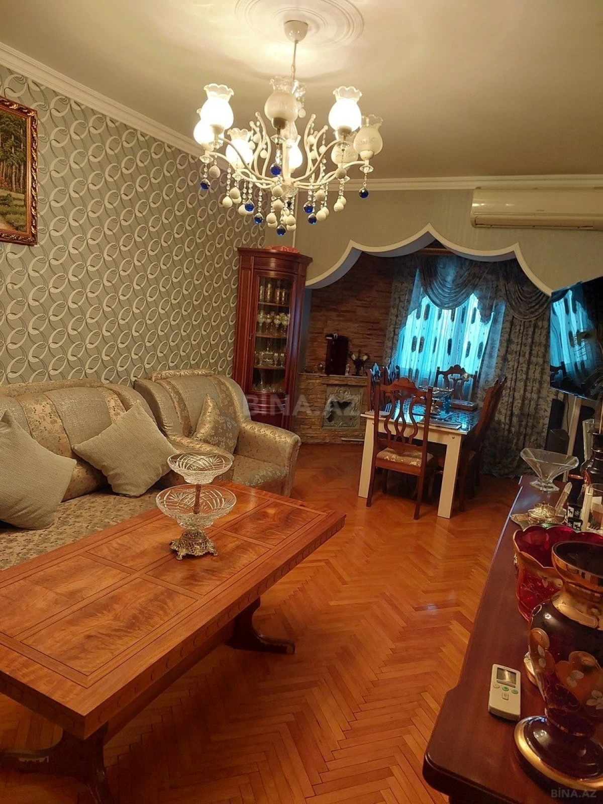 Satılır 4 otaqlı mənzil 100 m²