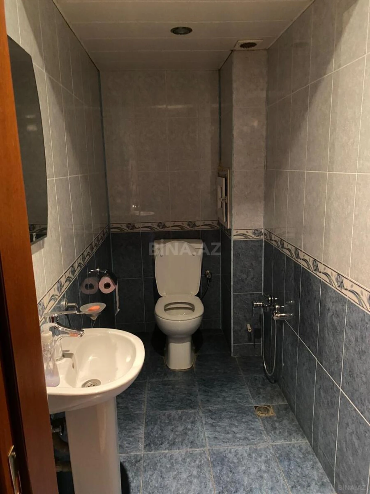 Kirayə verilir 2 otaqlı mənzil 91 m²