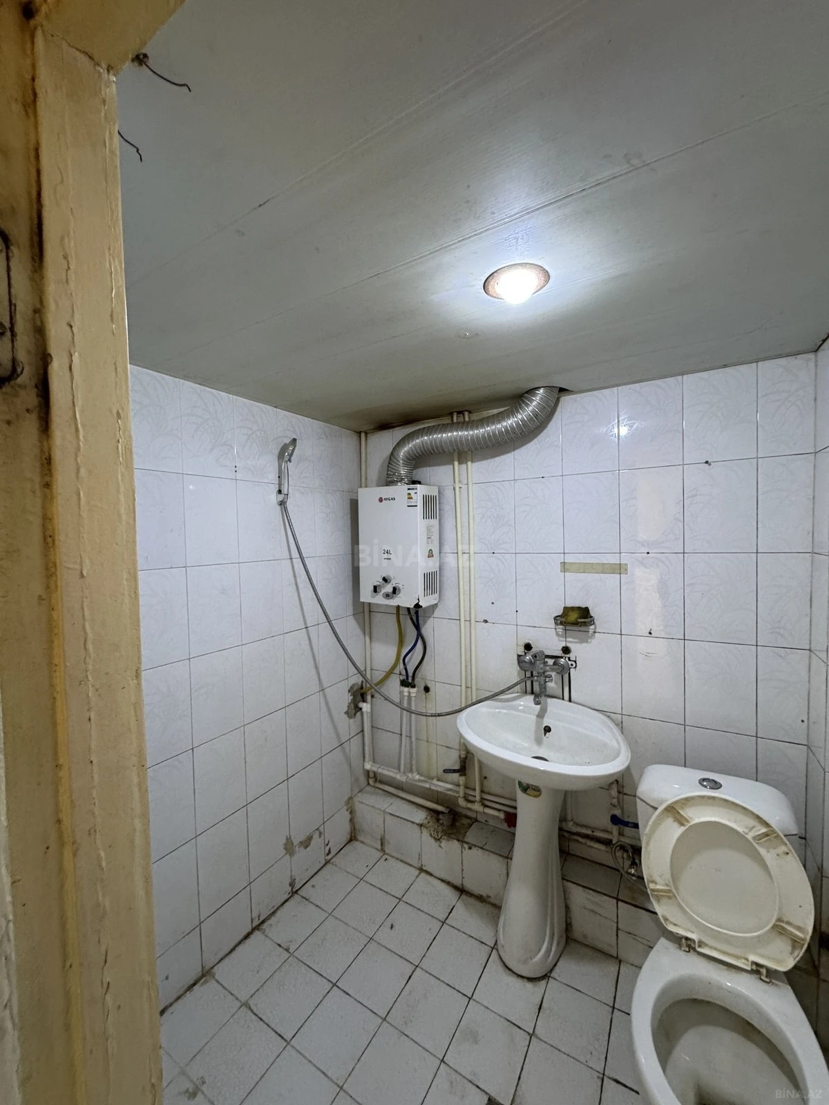 Satılır 2 otaqlı mənzil 48 m²