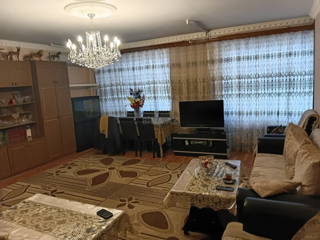 Satılır 4 otaqlı mənzil 93.5 m²