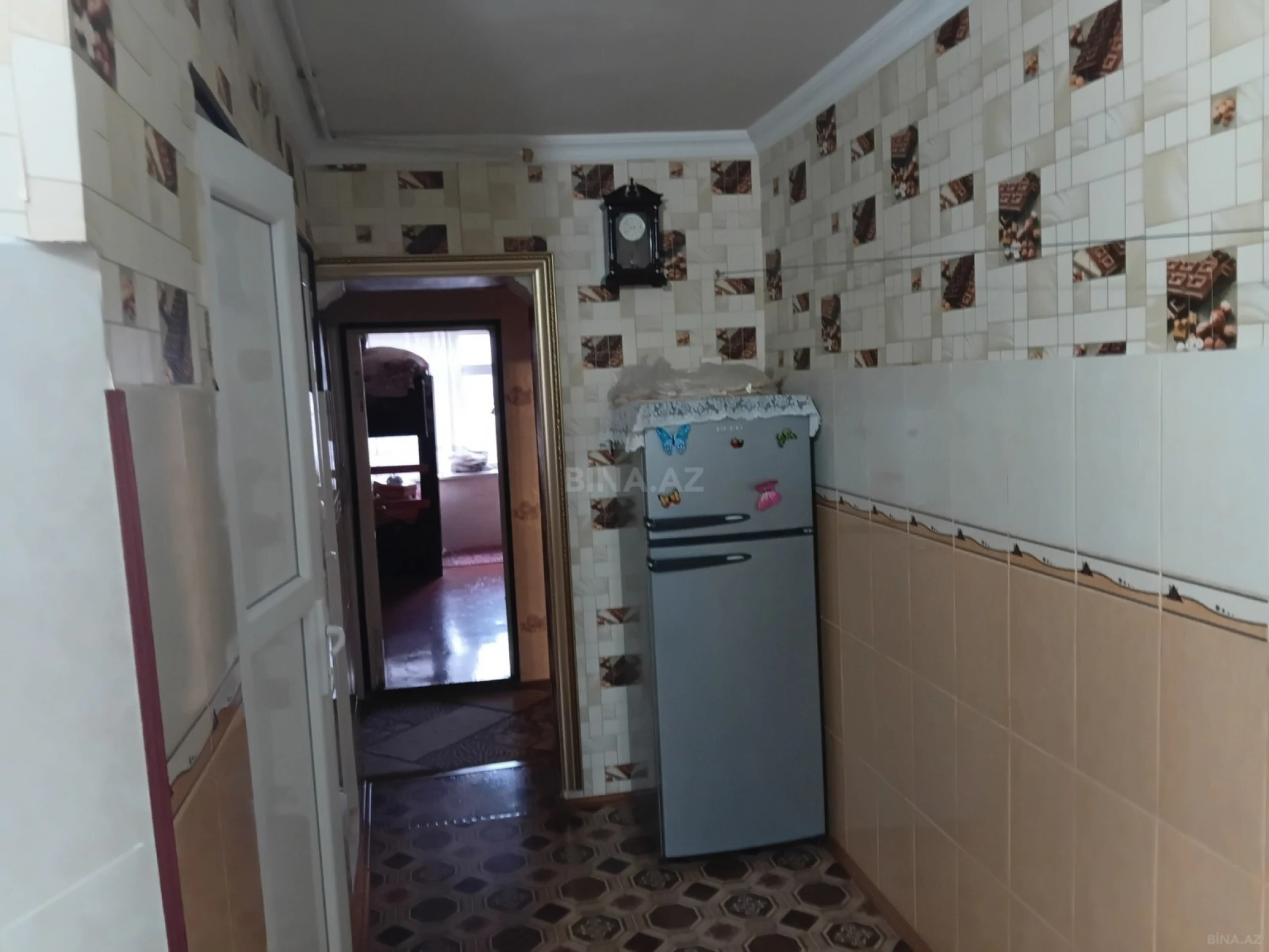 Satılır 4 otaqlı mənzil 93.5 m²