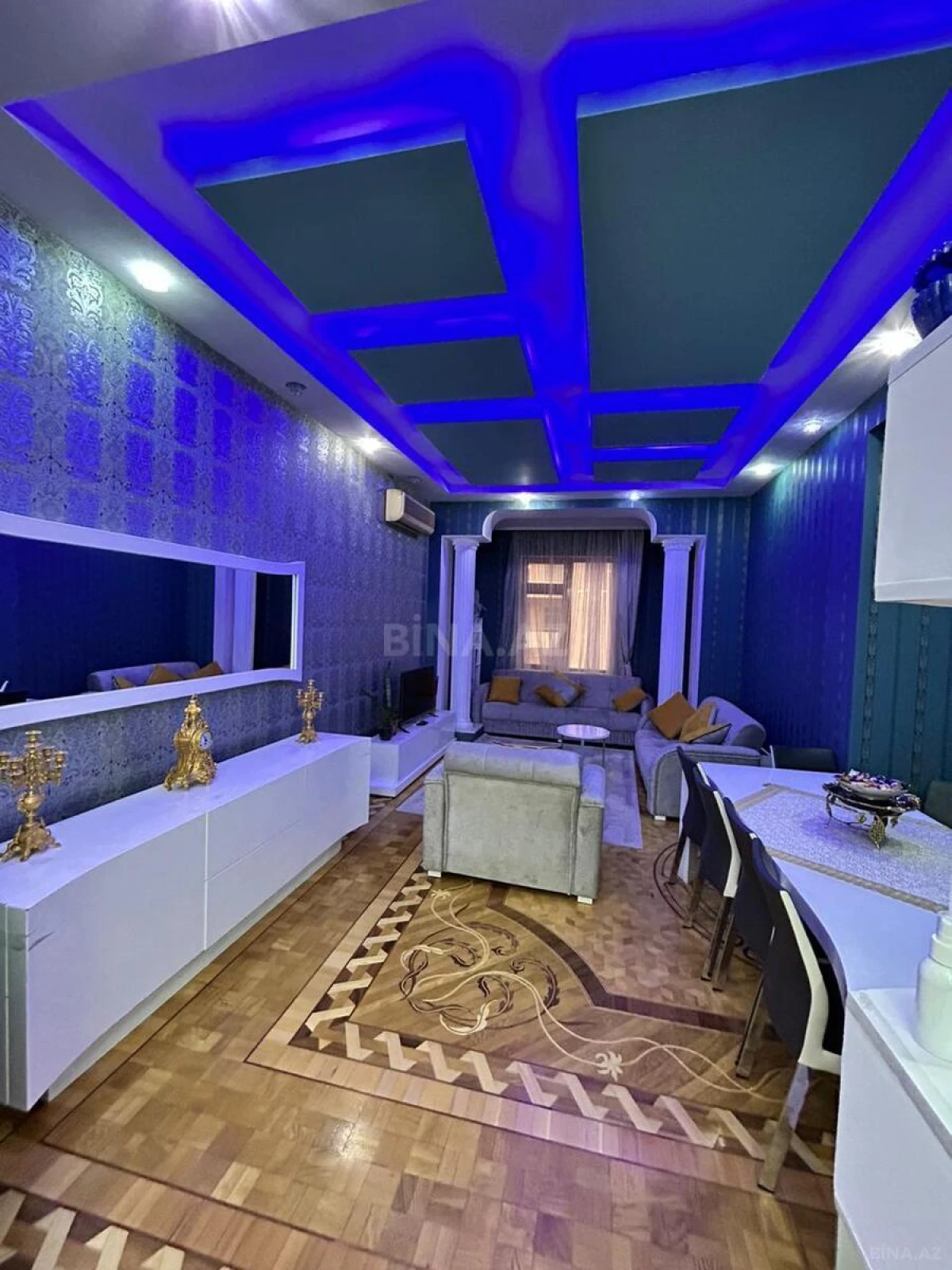 Kirayə verilir 4 otaqlı mənzil 165 m²