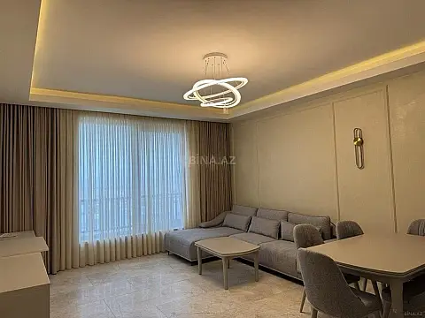 Kirayə verilir 3 otaqlı mənzil 150 m²