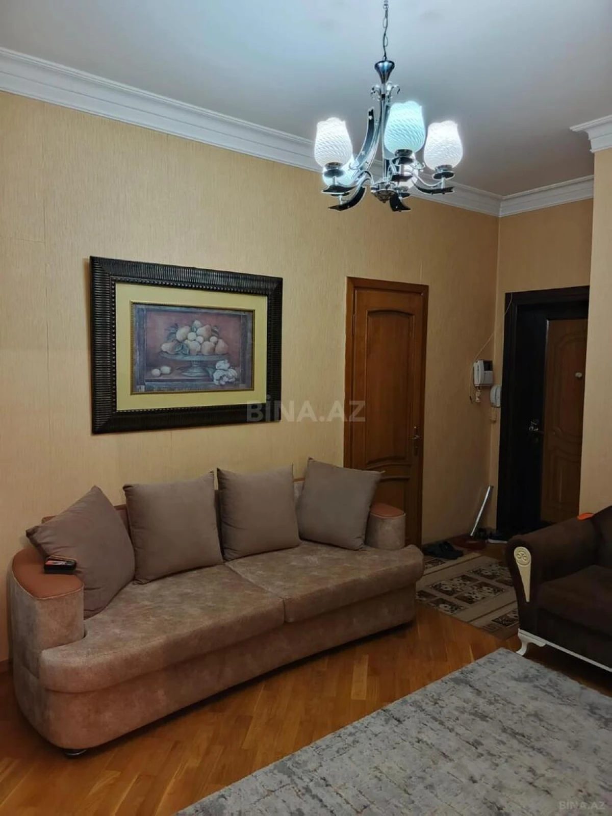 Satılır 3 otaqlı mənzil 106 m²