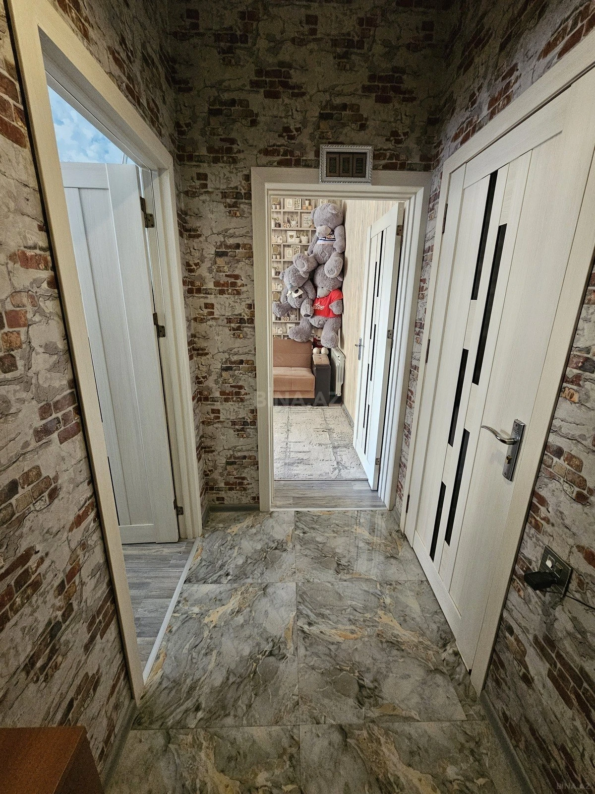 Satılır 2 otaqlı mənzil 42 m²