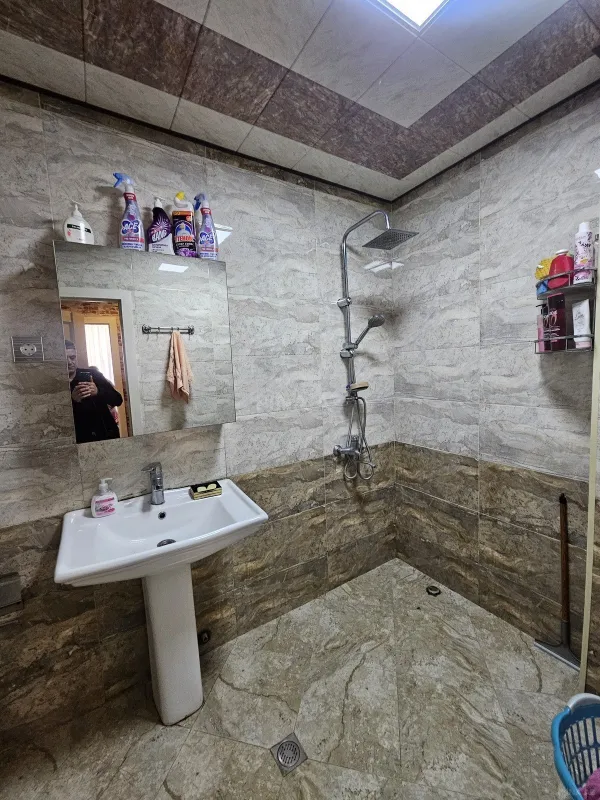 Satılır 2 otaqlı mənzil 42 m²