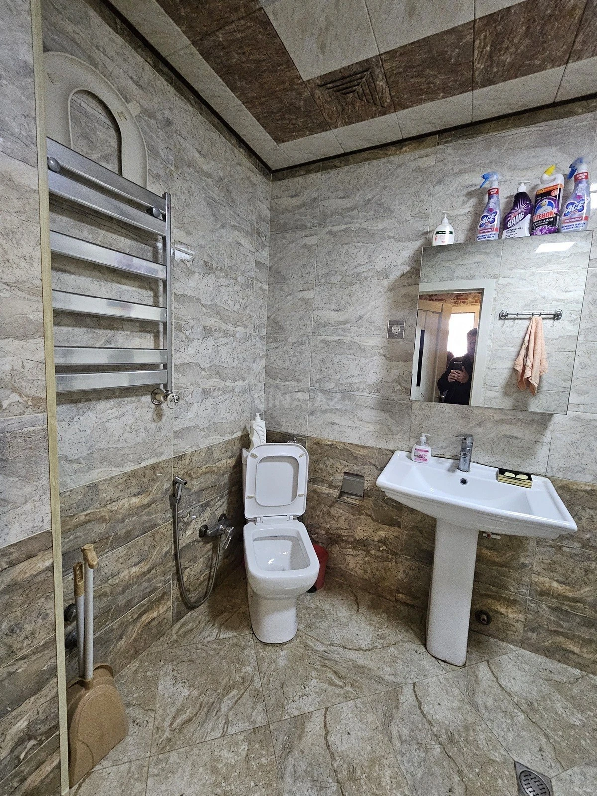 Satılır 2 otaqlı mənzil 42 m²