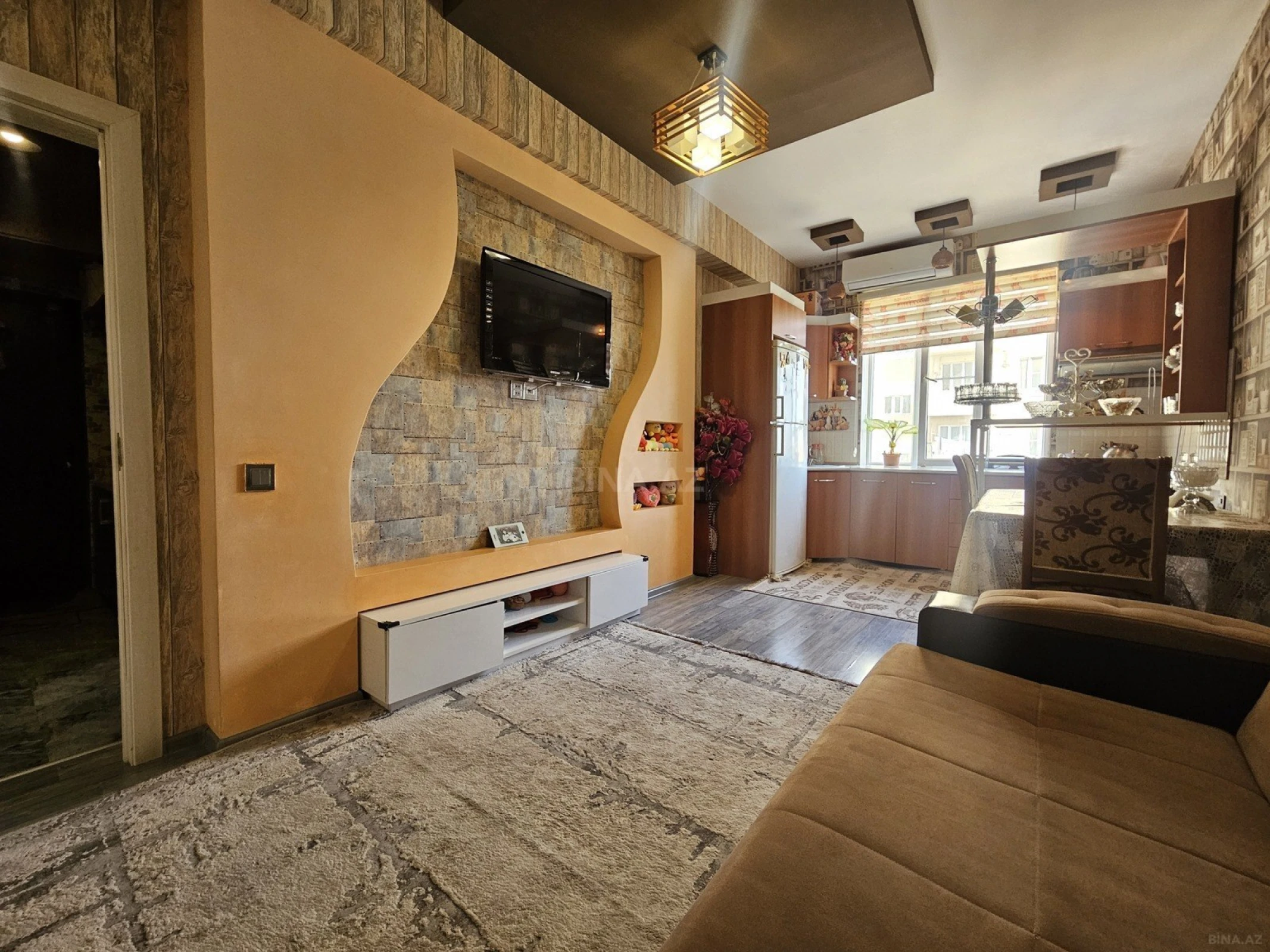 Satılır 2 otaqlı mənzil 42 m²