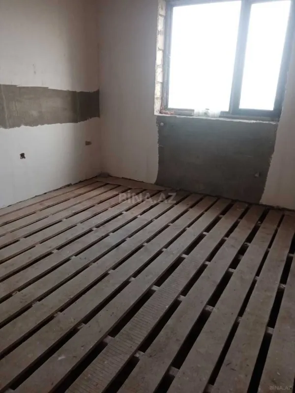 Satılır 6 otaqlı həyət evi 240 m²
