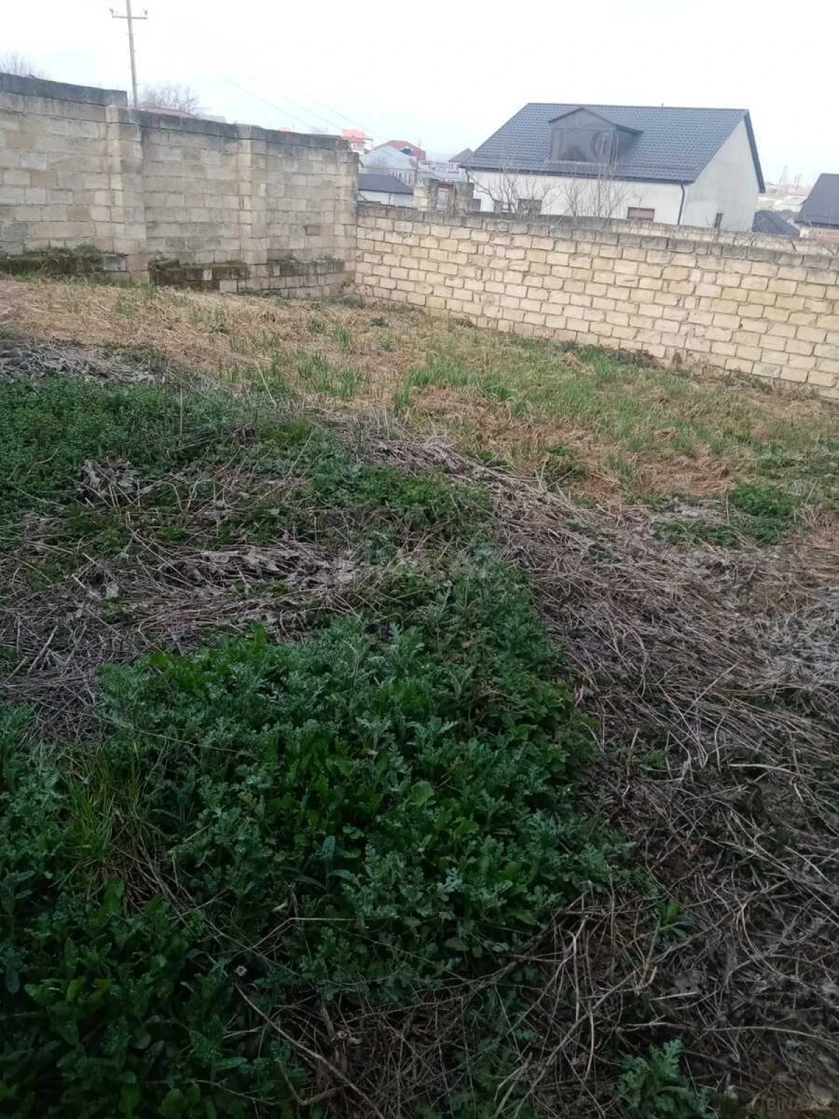 Satılır 6 otaqlı həyət evi 240 m²