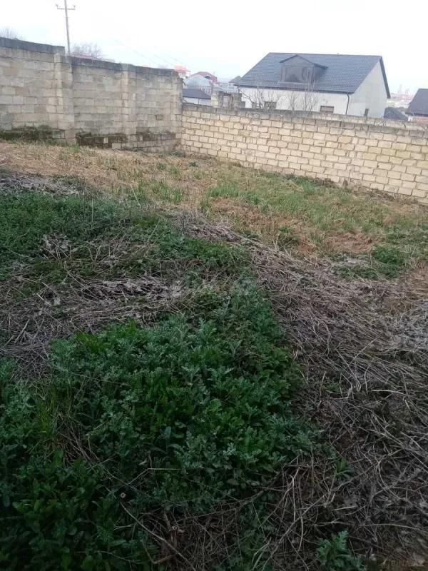 Satılır 6 otaqlı həyət evi 240 m²