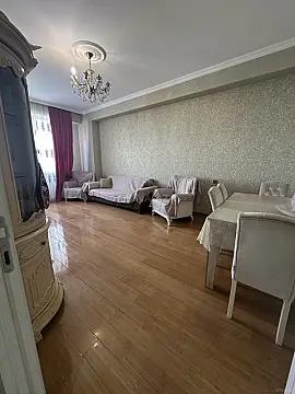 Satılır 3 otaqlı mənzil 88 m²