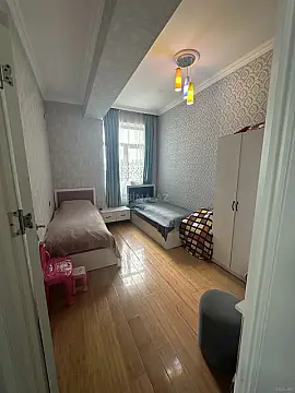 Satılır 3 otaqlı mənzil 88 m²