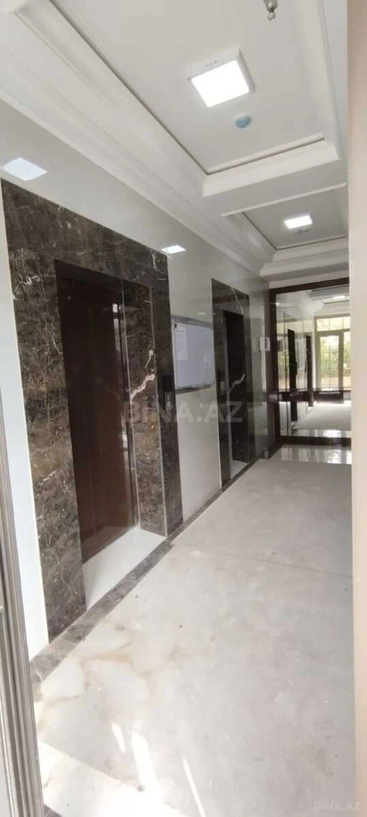 Satılır 2 otaqlı mənzil 95 m²