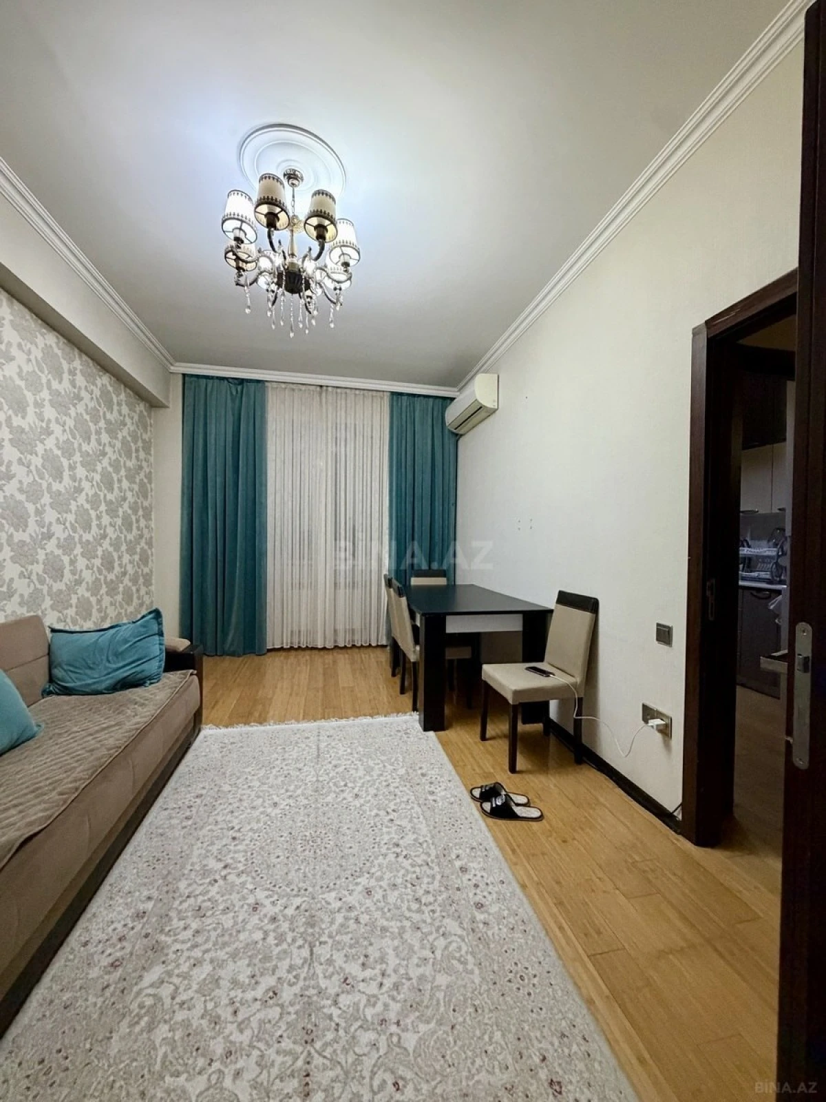 Satılır 2 otaqlı mənzil 62 m²