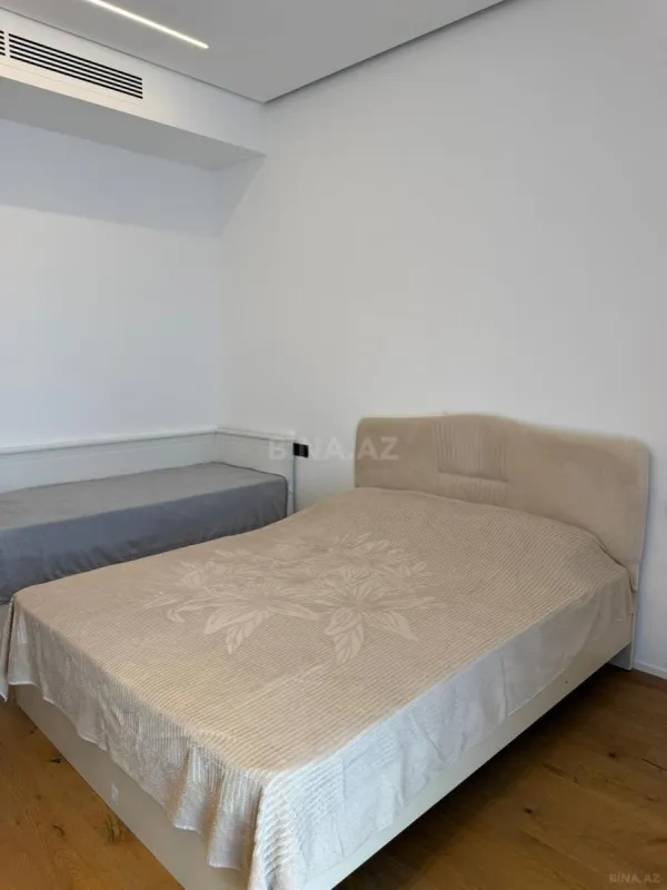 Kirayə verilir 3 otaqlı mənzil 145 m²