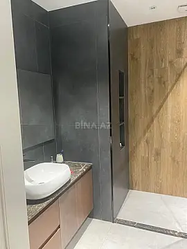 Kirayə verilir 2 otaqlı mənzil 90 m²