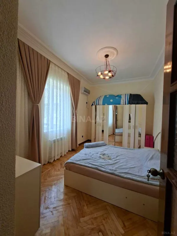 Satılır 2 otaqlı mənzil 54 m²