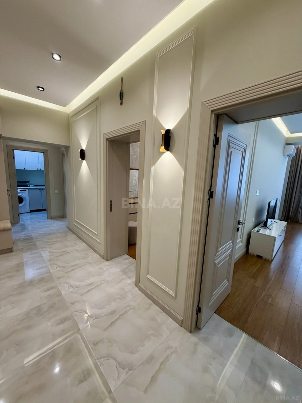 Kirayə verilir 2 otaqlı mənzil 85 m²