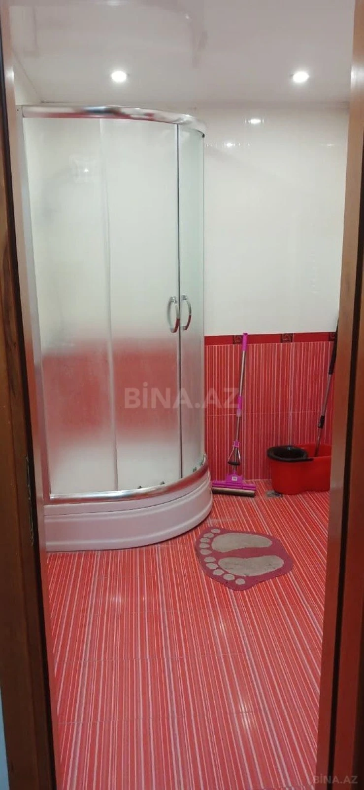 Kirayə verilir 2 otaqlı mənzil 100 m²