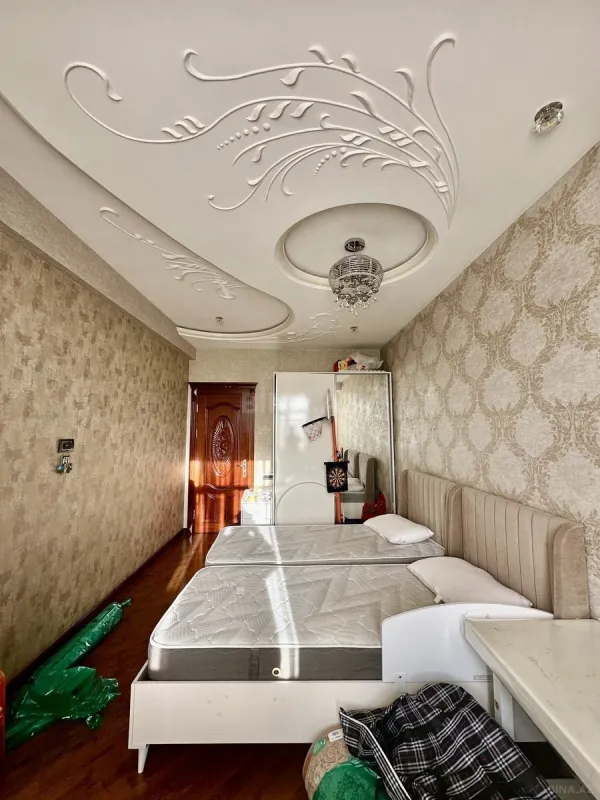 Satılır 3 otaqlı mənzil 150 m²