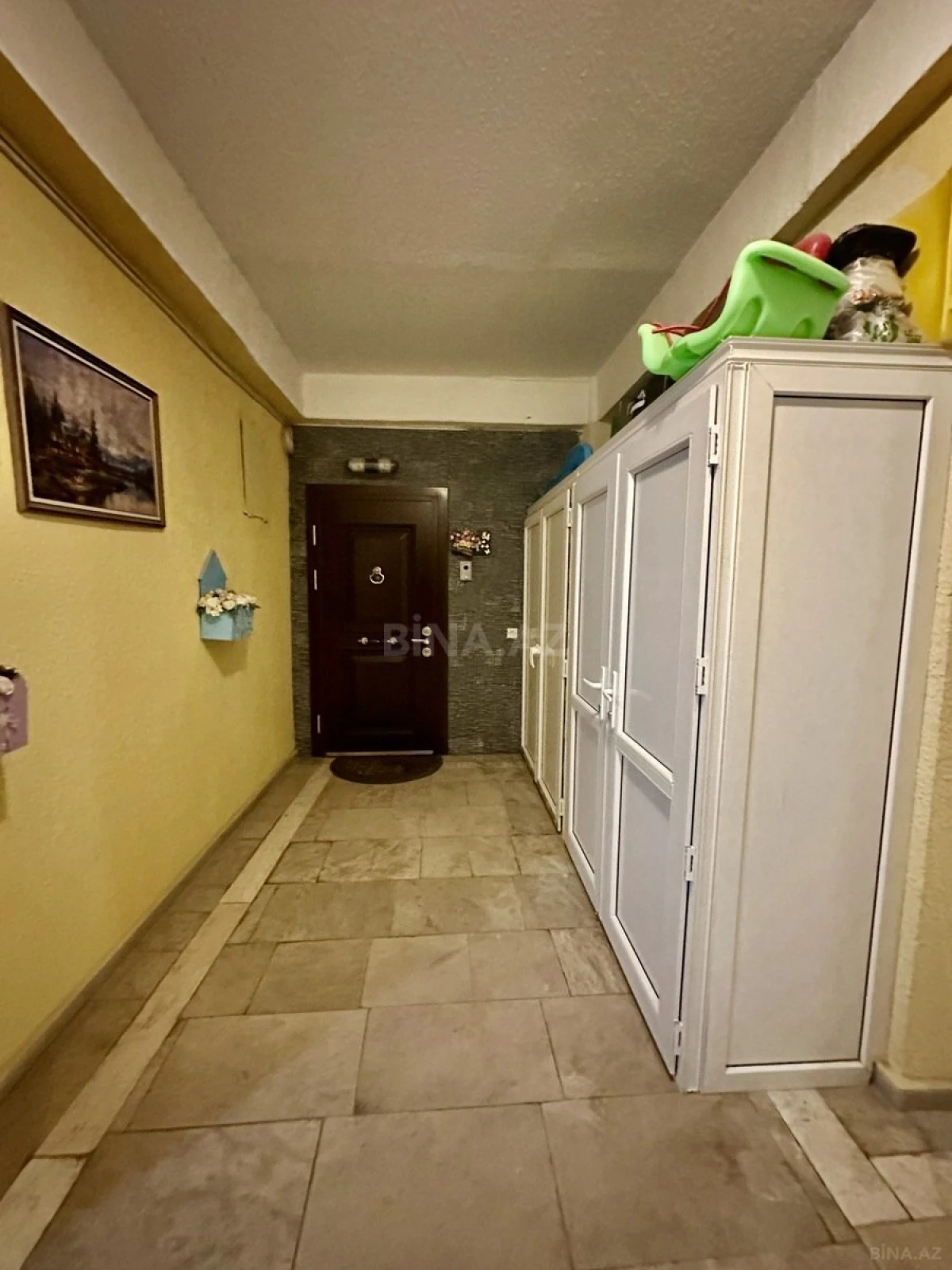 Satılır 3 otaqlı mənzil 150 m²