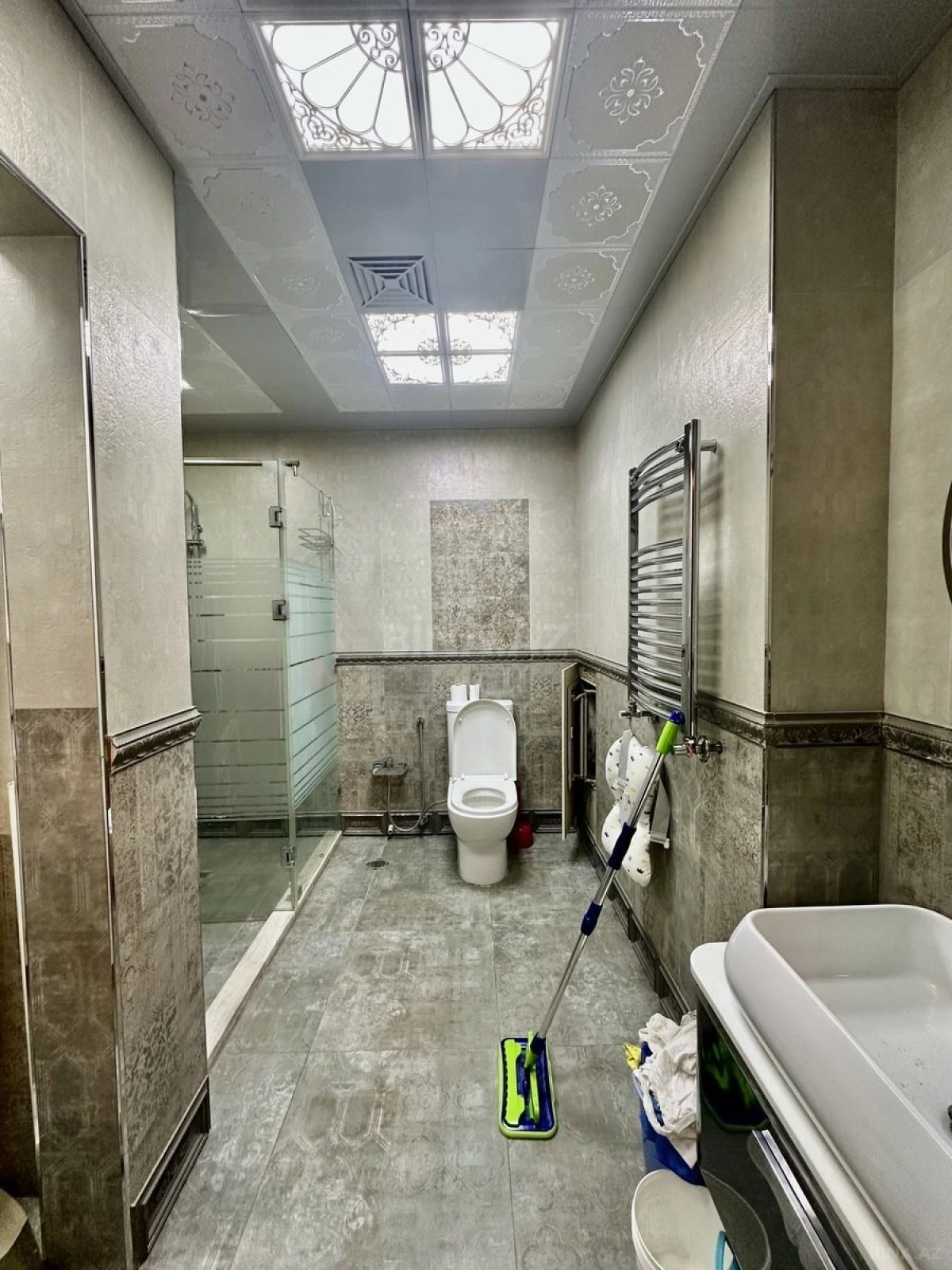 Satılır 3 otaqlı mənzil 150 m²