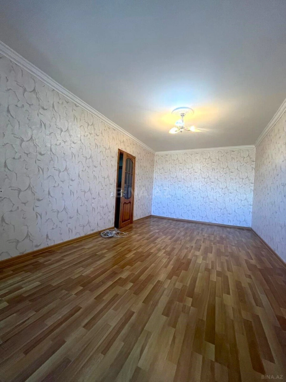 Satılır 1 otaqlı mənzil 38 m²