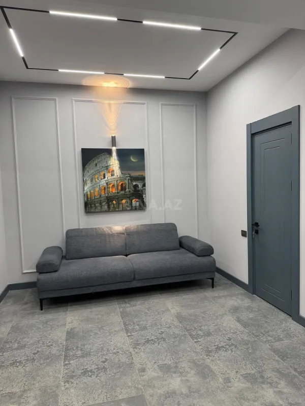 Kirayə verilir 2 otaqlı mənzil 110 m²