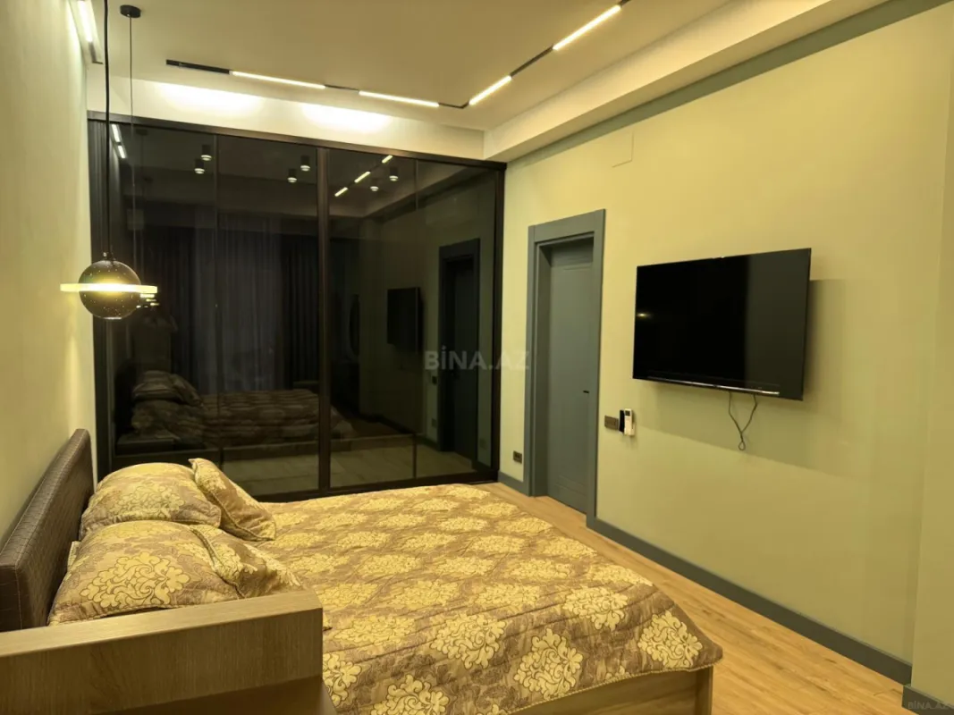 Kirayə verilir 2 otaqlı mənzil 110 m²