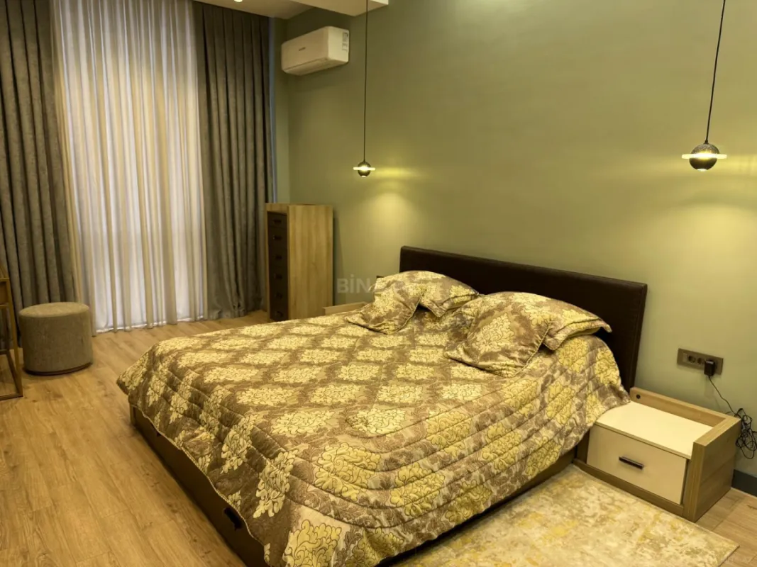 Kirayə verilir 2 otaqlı mənzil 110 m²