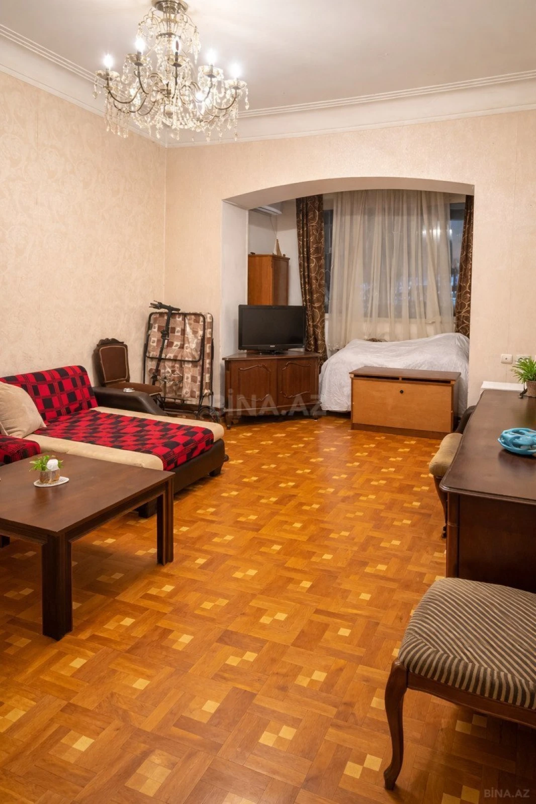 Kirayə verilir 4 otaqlı mənzil 80 m²