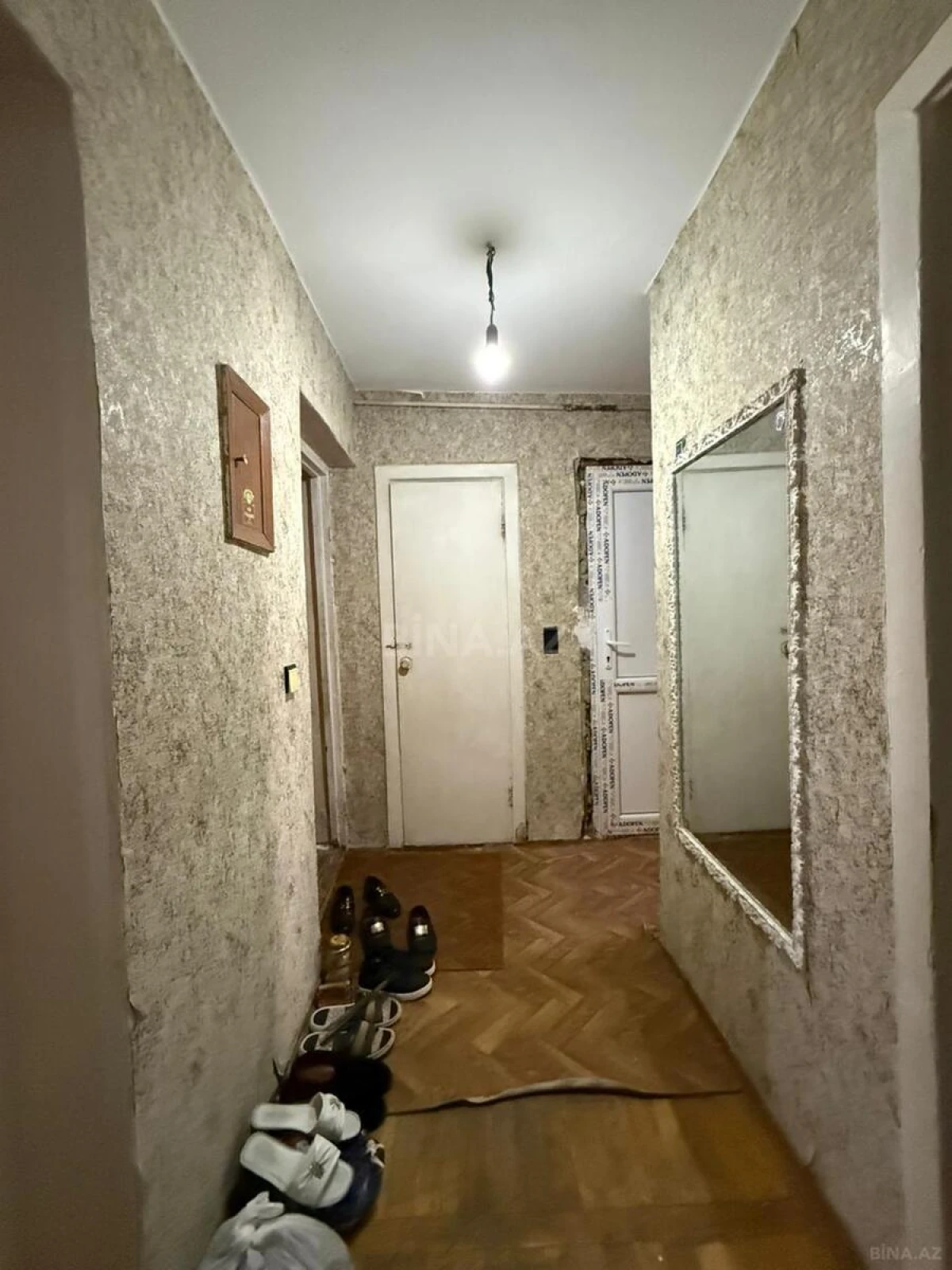Satılır 2 otaqlı mənzil 60 m²