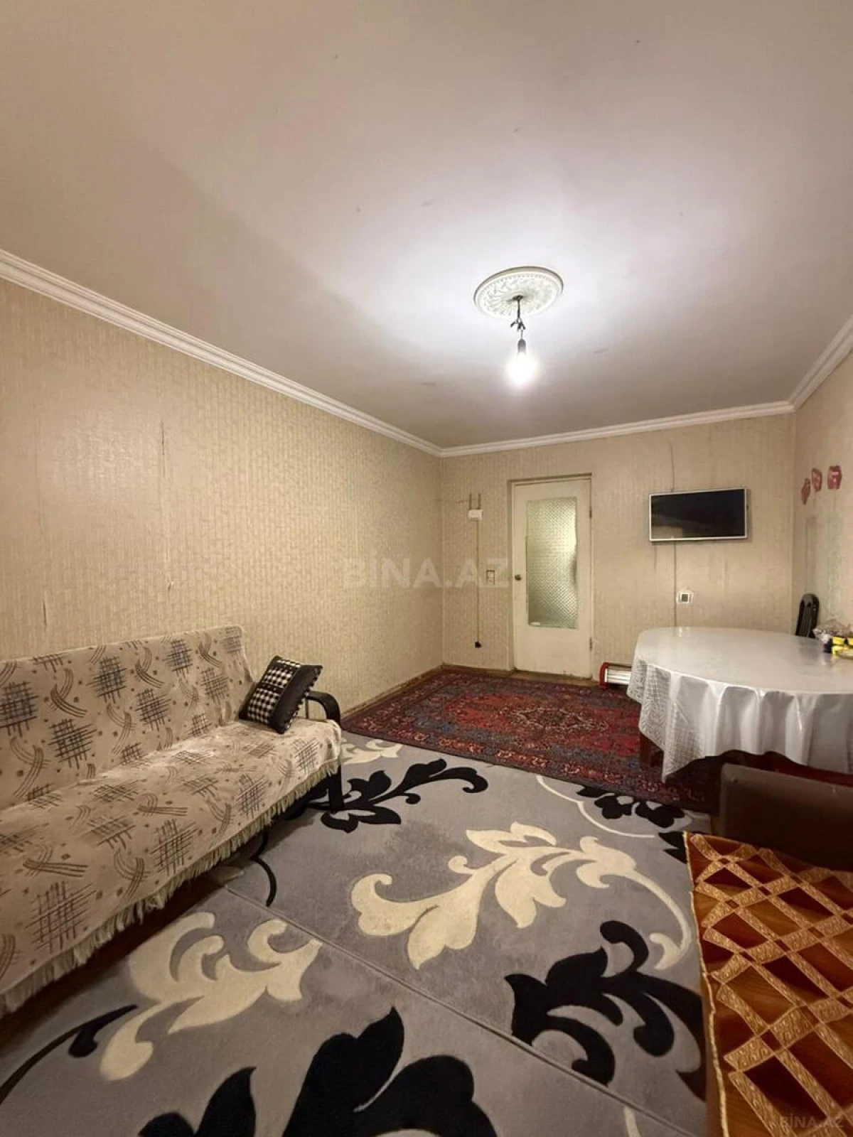 Satılır 2 otaqlı mənzil 60 m²