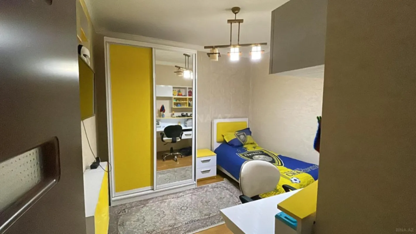 Satılır 3 otaqlı mənzil 103 m²