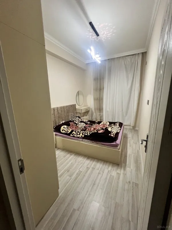Kirayə verilir 2 otaqlı mənzil 65 m²
