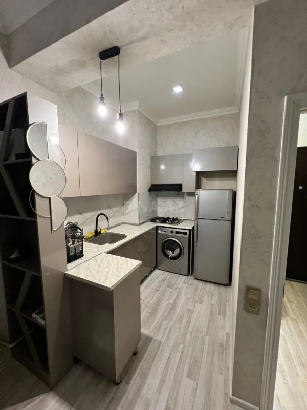 Kirayə verilir 2 otaqlı mənzil 65 m²