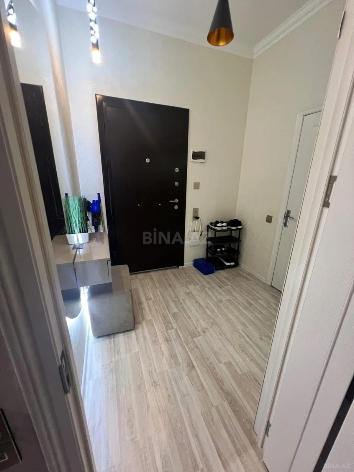 Kirayə verilir 2 otaqlı mənzil 65 m²