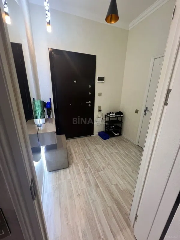 Kirayə verilir 2 otaqlı mənzil 65 m²