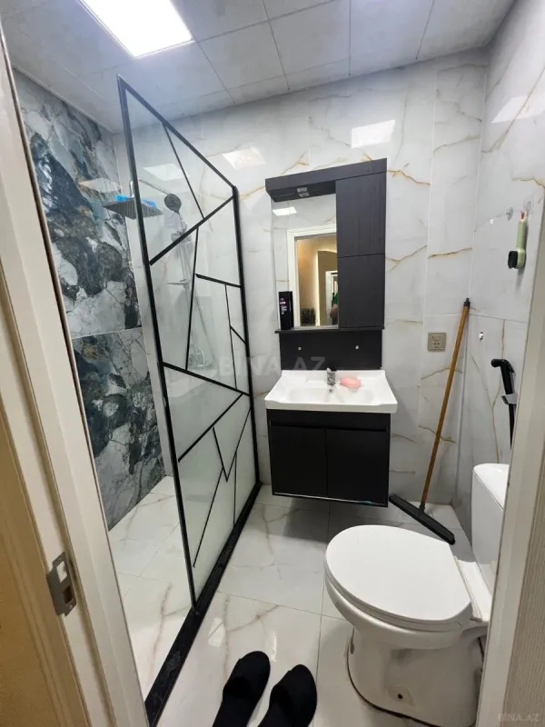 Kirayə verilir 2 otaqlı mənzil 65 m²